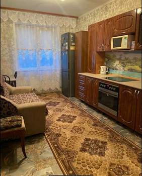 1-к квартира, на длительный срок, 42м2, 4/4 этаж