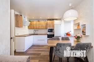 3-к квартира, посуточно, 62м2, 3/6 этаж