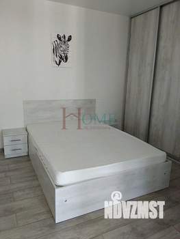 Студия квартира, на длительный срок, 33м2, 23/25 этаж