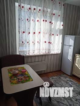 1-к квартира, посуточно, 37м2, 2/10 этаж