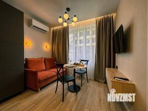 2-к квартира, посуточно, 40м2, 2/25 этаж