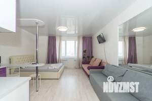 Студия квартира, посуточно, 32м2, 1/17 этаж