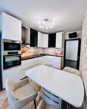 3-к квартира, на длительный срок, 82м2, 4/17 этаж