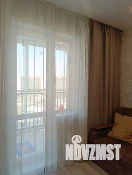 Студия квартира, посуточно, 43м2, 9/17 этаж