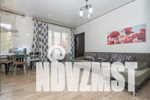 2-к квартира, посуточно, 52м2, 1/5 этаж