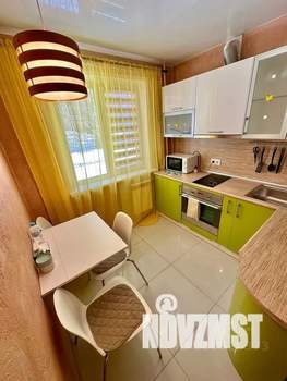 1-к квартира, посуточно, 35м2, 1/9 этаж