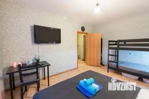 1-к квартира, посуточно, 38м2, 1/1 этаж