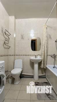 Студия квартира, посуточно, 30м2, 12/18 этаж