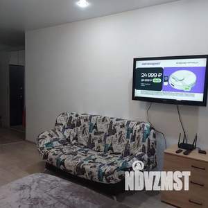 Студия квартира, посуточно, 30м2, 11/25 этаж