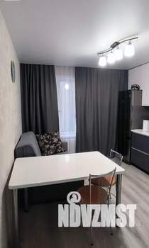 1-к квартира, посуточно, 40м2, 8/18 этаж