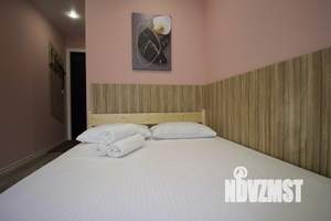 1-к квартира, посуточно, 13м2, 1/1 этаж