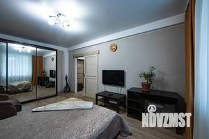 1-к квартира, посуточно, 37м2, 4/17 этаж