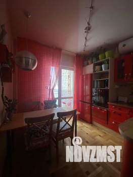 1-к квартира, посуточно, 38м2, 1/1 этаж