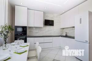 3-к квартира, посуточно, 63м2, 1/1 этаж