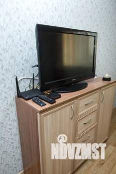1-к квартира, посуточно, 37м2, 18/22 этаж