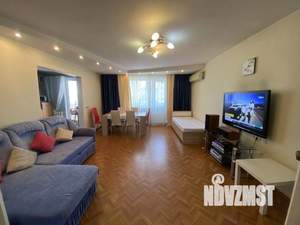 3-к квартира, посуточно, 88м2, 1/1 этаж