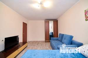 1-к квартира, посуточно, 38м2, 1/10 этаж