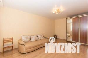 1-к квартира, на длительный срок, 42м2, 11/16 этаж