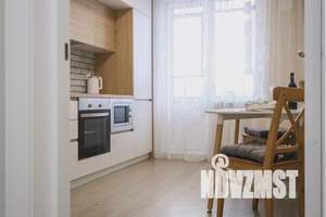 1-к квартира, посуточно, 40м2, 6/25 этаж