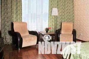 1-к квартира, посуточно, 50м2, 1/1 этаж