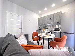 1-к квартира, посуточно, 37м2, 1/1 этаж