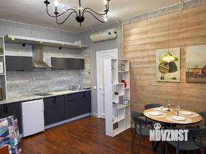 3-к квартира, посуточно, 52м2, 1/1 этаж