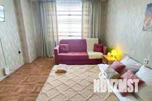 1-к квартира, посуточно, 43м2, 12/25 этаж