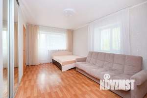 1-к квартира, посуточно, 35м2, 4/5 этаж