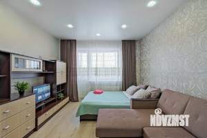 1-к квартира, посуточно, 42м2, 1/1 этаж