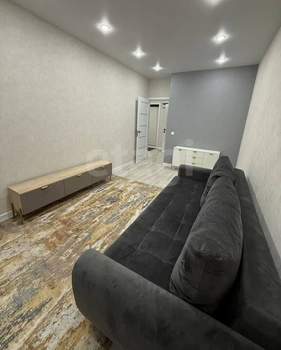 1-к квартира, на длительный срок, 42м2, 7/32 этаж