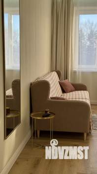 1-к квартира, посуточно, 38м2, 4/8 этаж