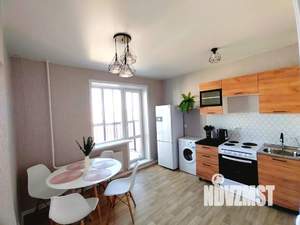 Студия квартира, посуточно, 32м2, 10/12 этаж