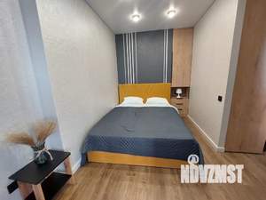 1-к квартира, посуточно, 32м2, 22/27 этаж