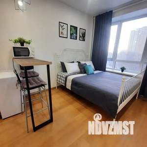 Студия квартира, посуточно, 18м2, 1/23 этаж