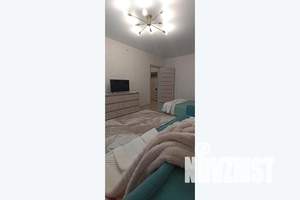 1-к квартира, посуточно, 37м2, 4/10 этаж