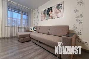 1-к квартира, посуточно, 38м2, 7/10 этаж