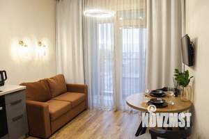 1-к квартира, посуточно, 37м2, 1/1 этаж