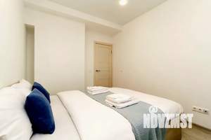 1-к квартира, посуточно, 40м2, 23/25 этаж