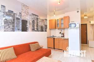Студия квартира, посуточно, 25м2, 10/17 этаж