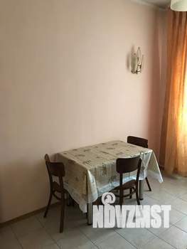 1-к квартира, посуточно, 60м2, 3/10 этаж
