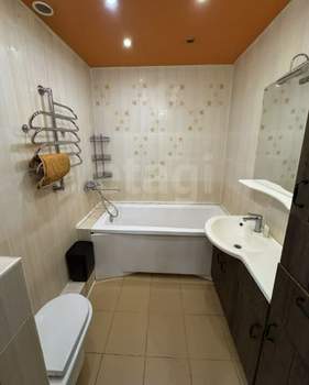 3-к квартира, на длительный срок, 72м2, 3/15 этаж