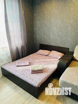 1-к квартира, посуточно, 35м2, 15/25 этаж