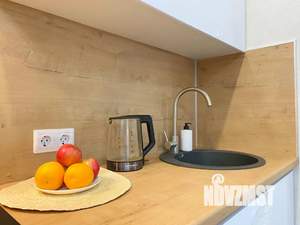 1-к квартира, посуточно, 46м2, 1/18 этаж