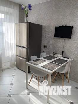 2-к квартира, посуточно, 40м2, 9/10 этаж