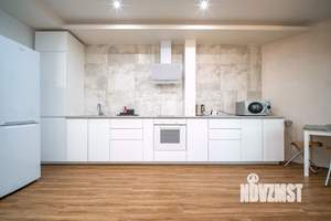 Студия квартира, на длительный срок, 62м2, 10/16 этаж