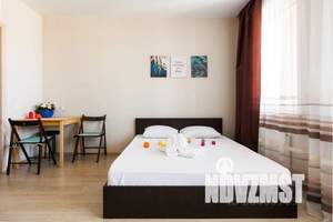 1-к квартира, посуточно, 40м2, 18/25 этаж