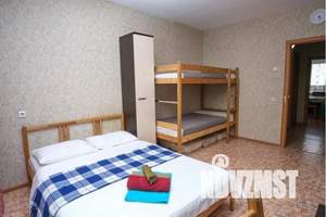 1-к квартира, посуточно, 37м2, 7/10 этаж