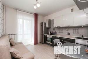 2-к квартира, посуточно, 44м2, 8/17 этаж