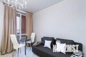 2-к квартира, посуточно, 42м2, 15/20 этаж