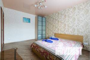 1-к квартира, посуточно, 40м2, 2/18 этаж